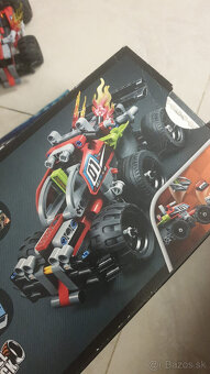 Lego Technic 42073  - Červená bugina  TOP stav - 4