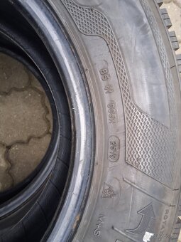 Predam zimne pneu 235/65R16 C - 4