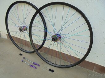 Kolesá na Pev.Osy 15x100 - 12x142 mm. alebo na  R.Upináky. - 4