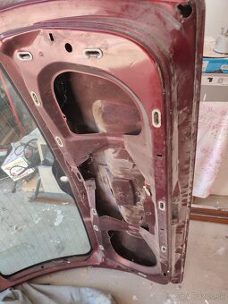 Piate dvere (kufor) Octavia I - 4