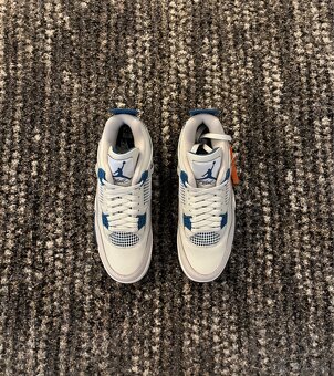 JORDAN 4 "MILITARY BLUE" - 4