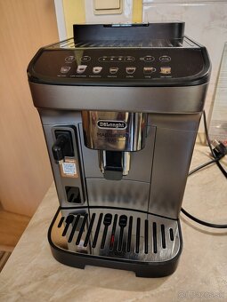 Predám kávovar De'longhi - 4