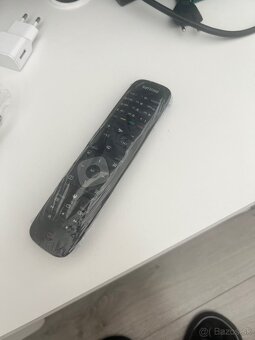 LCD televizor Philips PFL3008H - 4