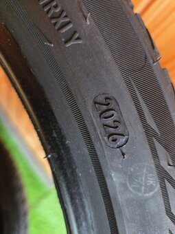 225/40 R18 Rovelo celoročné pneumatiky - 4