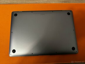 Macbook Air M1 2020 , 8gb ram , 256gb SSD - 4