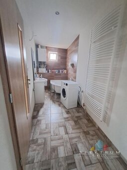 ZNÍŽENÁ CENA Prerobený 3 izbový rodinný dom - 4