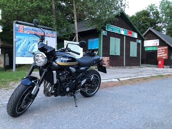 Kawasaki Z900RS - 4