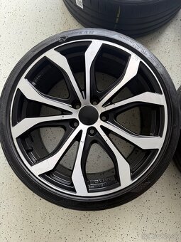 komplet sada 235/35R19 (goodyear) skoda Octavia - 4