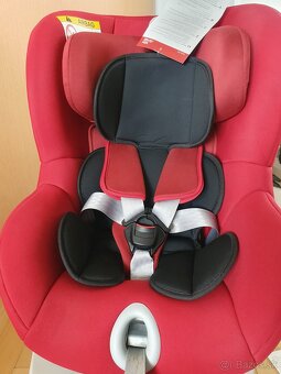 Britax Römer Dualfix 2019 - červená - 4