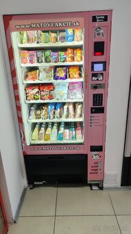 Predajný automat Samba Necta - 4