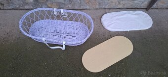 Dekoracny kosik vintage  Bez poskodenia   Cena 15€   Iba vol - 4