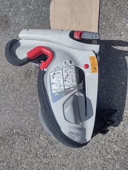Autosedacka na isofix a zadnu kotvu-hak - 4
