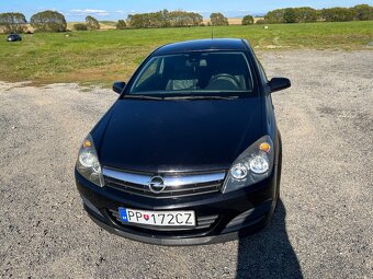 Opel Astra GTC 1.7 CDTI Cosmo M6 - 4