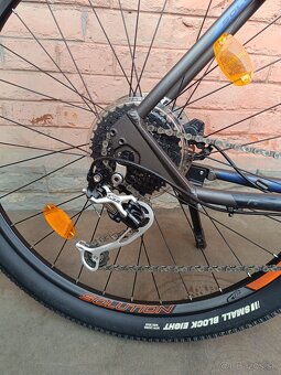 Používaný bicykel genesis solution 4.9 "21" - 4