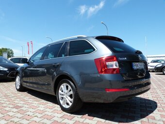 Škoda Octavia Combi 2.0 TDI Elegance/Style DSG - 4