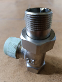 Predám termostatické ventily 1/2".3/4", 1",5/4" na kúren - 4