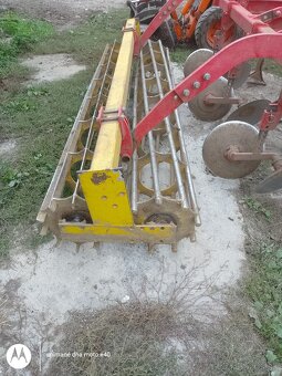 Radličkový podmietač Pottinger Synkro - 4