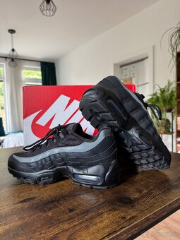Damske tenisky Nike Air Max 95 GS v.38 - 4