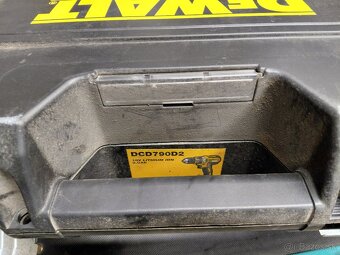 Predam akuvŕtačku zn. Dewalt - 4