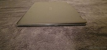 Asus ZenBook - 4