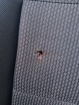 PREDÁM SEDADLÁ PEUGEOT 207 - 4