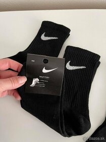 Nike Ponožky cierne vel.36-40 a 41-45 - 4