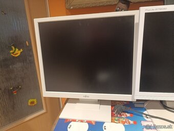 Monitory - 4