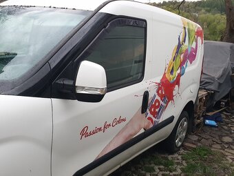 Fiat Doblo Cargo 1.6 JTD 77kW rok 2011 - 4