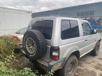Mitsubishi pajero 2.5 - 4