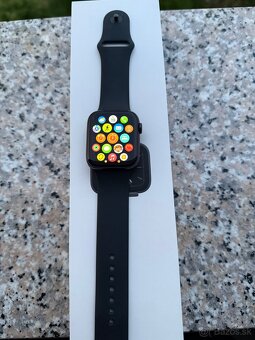 Apple Watch Series 5 – 44 mm, Space Gray - 4