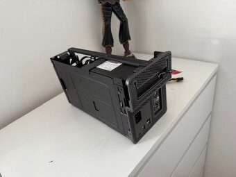 Lenovo Legion BoostStation eGPU --- (BEZ GPU) - 4