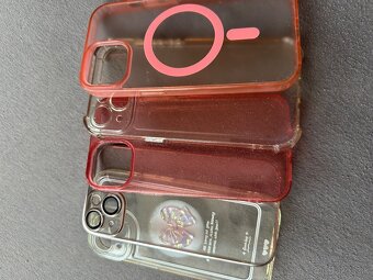 iPhone 15 pink - 4