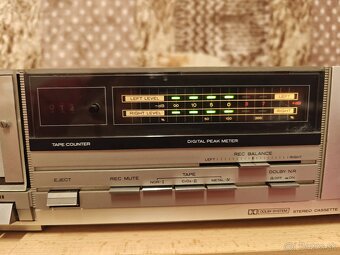 Kazetovy deck Hitachi - 4