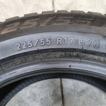 Zimné pneumatiky 225/55 R17 PIRELLI RSC - 4