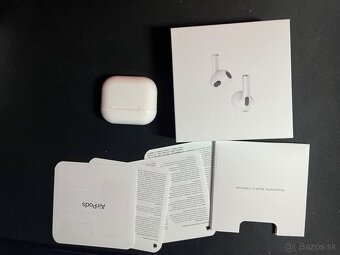 AirPods pro 3 - 4