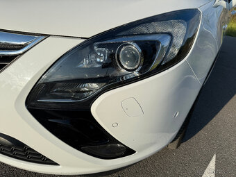 Predám Opel Zafira Tourer 2.0 CDTI 170k Cosmo AT6 - 4
