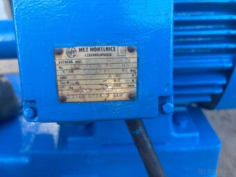 Priemyselné 8 turbínové čerpadlo s el. motorom 4 kW. - 4