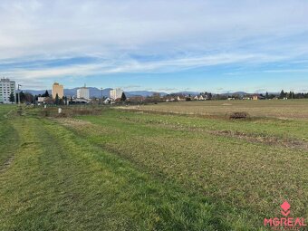 Jedinečný stavebný pozemok v ILAVE - 4