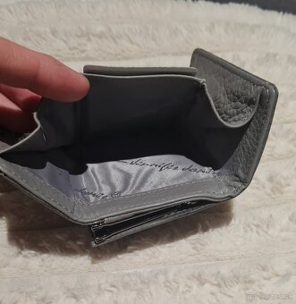 Dámska mini kožená peňaženka čierna - 4