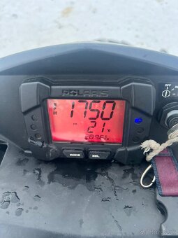 Predám snežný skúter - 4