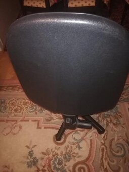 Kancelárska stolička - 4