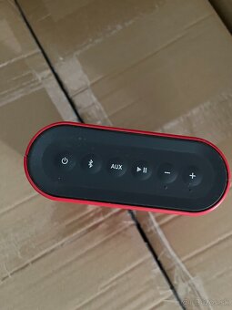 Bose SoundLink Color Bluetooth - biely, červený, mint - 4