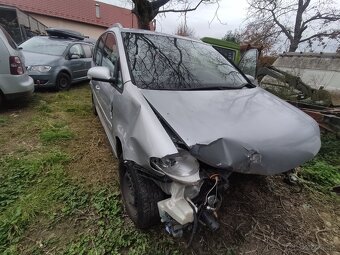 Touran 1,9TDi BLS 77kw 2008 - 4