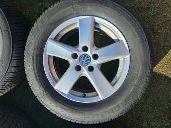 Volkswagen R16 215/65 - 4