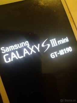 SAMSUNG GALAXY S-III mini - 4