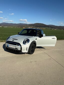 Predám MINI COOPER SE 11/2021 elektrické , ako nové - 4