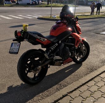 Kawasaki ER6n - 4