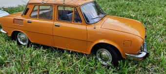Škoda 100 model deagostini - 4