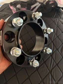 Predám rozširovacie podložky 6x139,7  hrúbka 38mm - 4