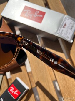 Slnečné okuliare Ray-Ban Mega Hawkeye - 4